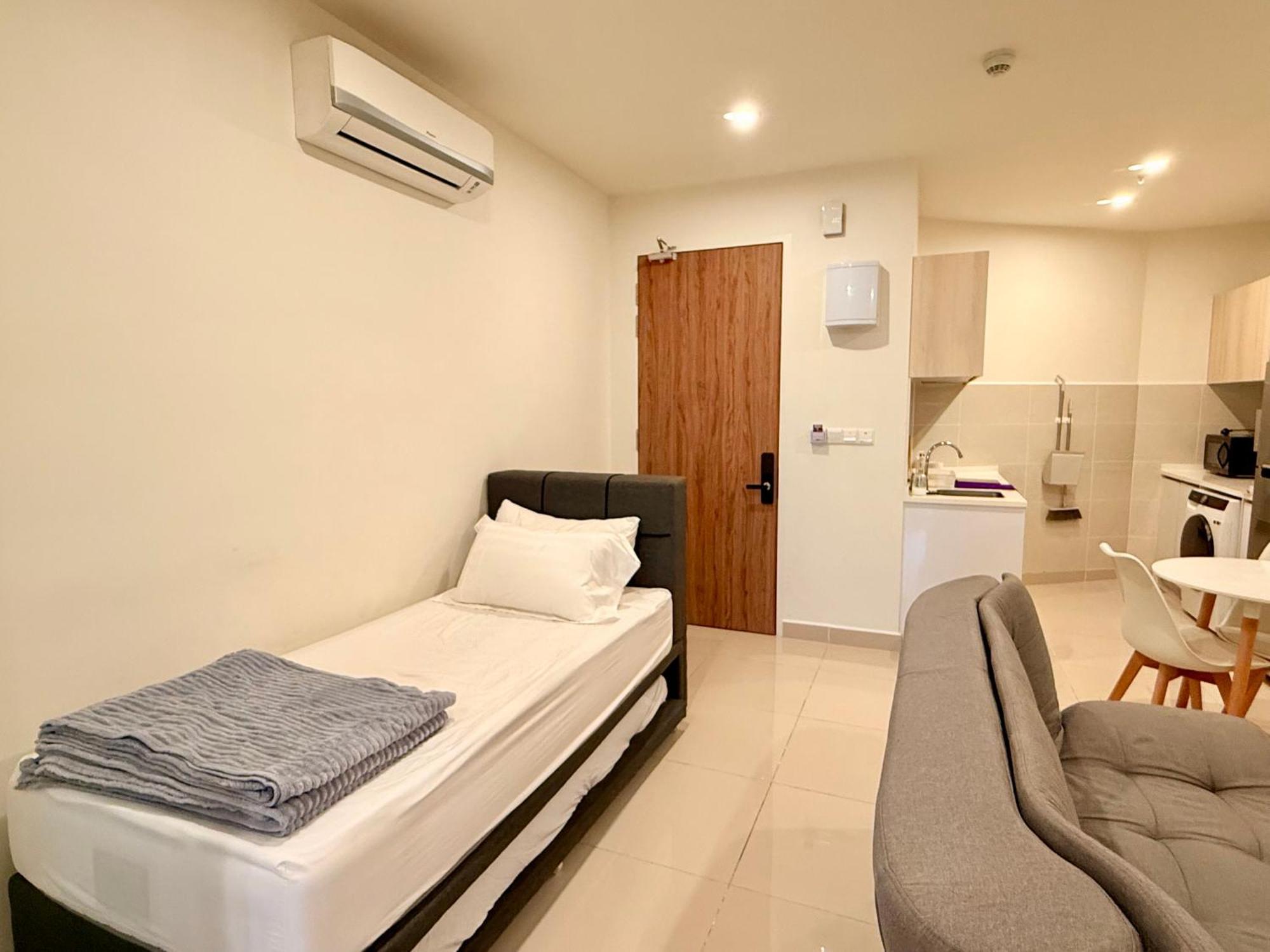 קוטה קינבלו The Shore Executive Suites By Ys Luxury מראה חיצוני תמונה