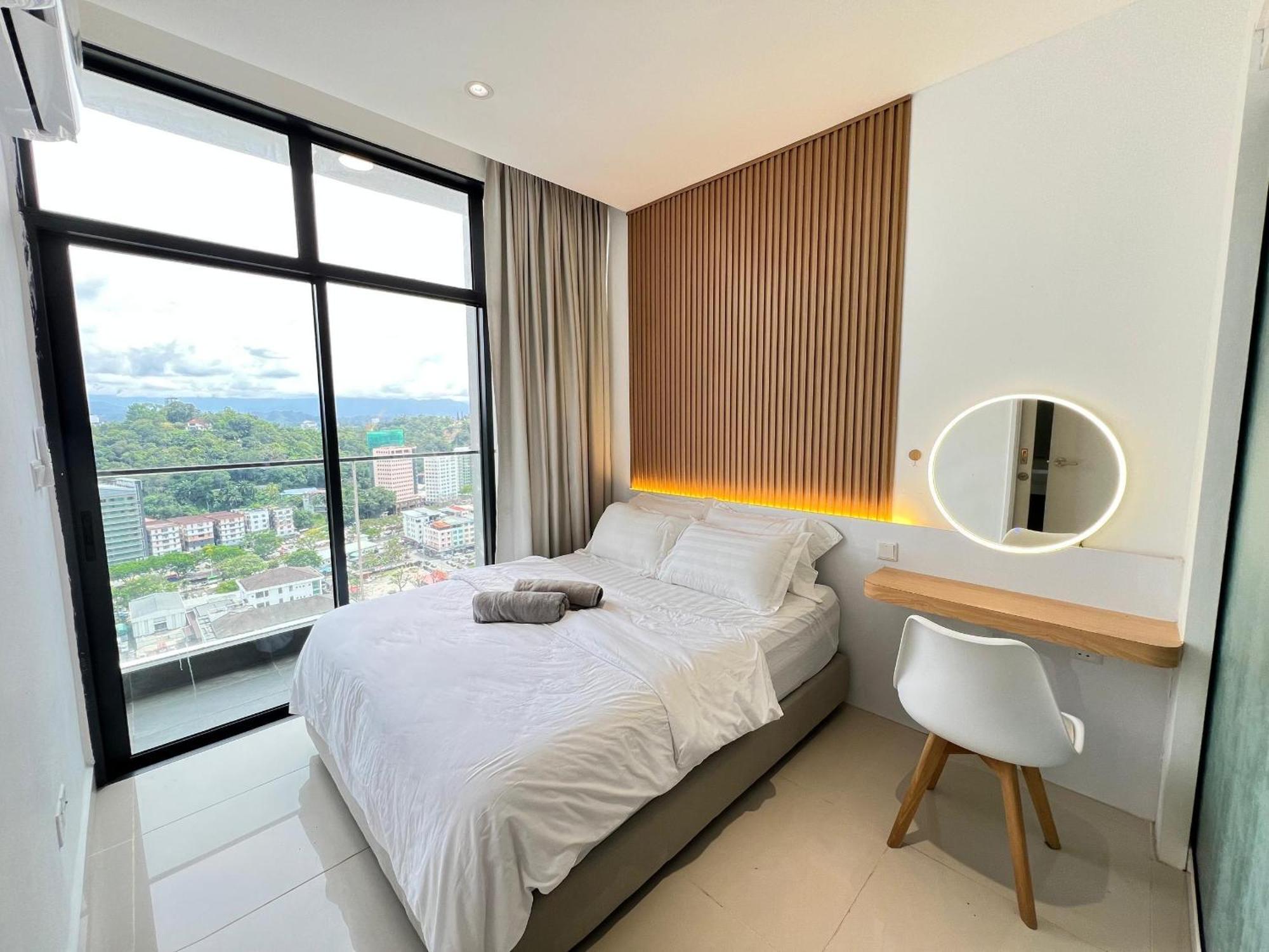 קוטה קינבלו The Shore Executive Suites By Ys Luxury מראה חיצוני תמונה